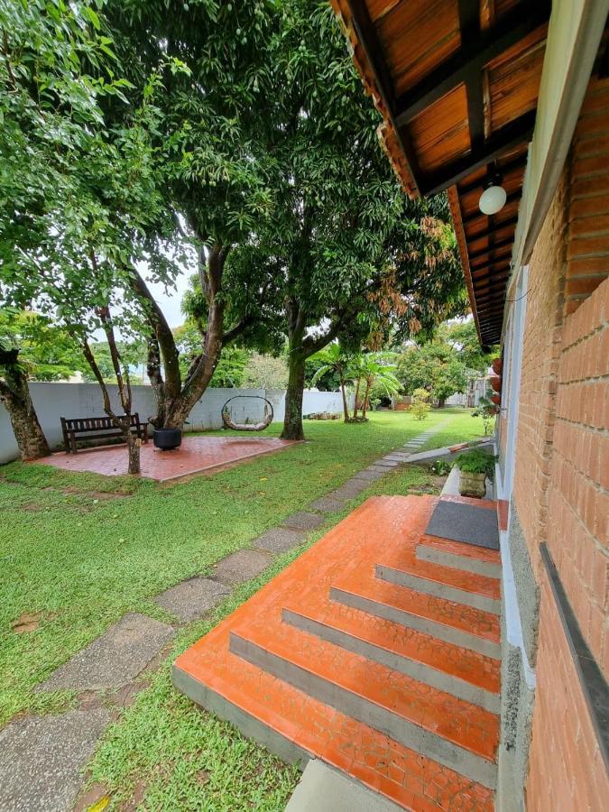CASA DOM QUIXOTE, pequena Chácara no centro da cidade Atibaia Exterior foto